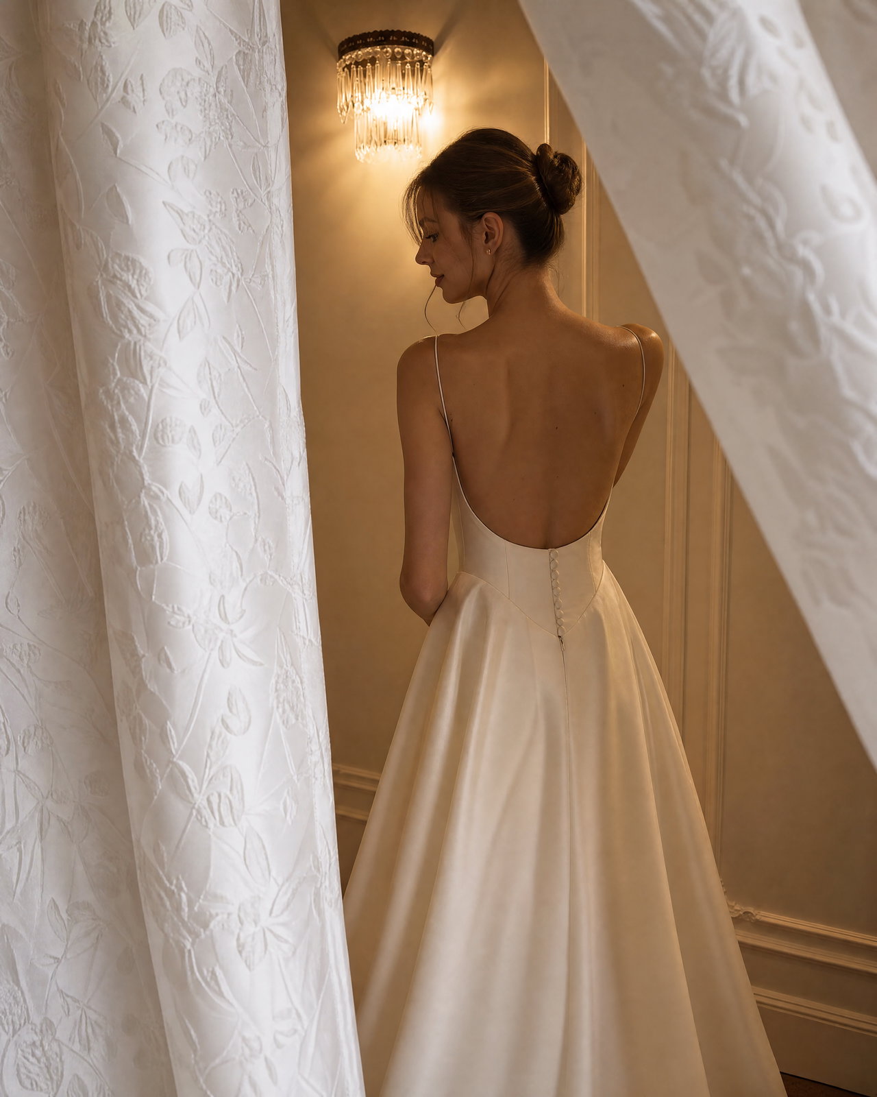 Elegant Backless Wedding Gown in Soft Light