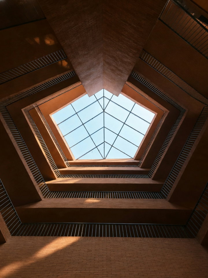 Pentagonal Skylight in Stepped Atrium
